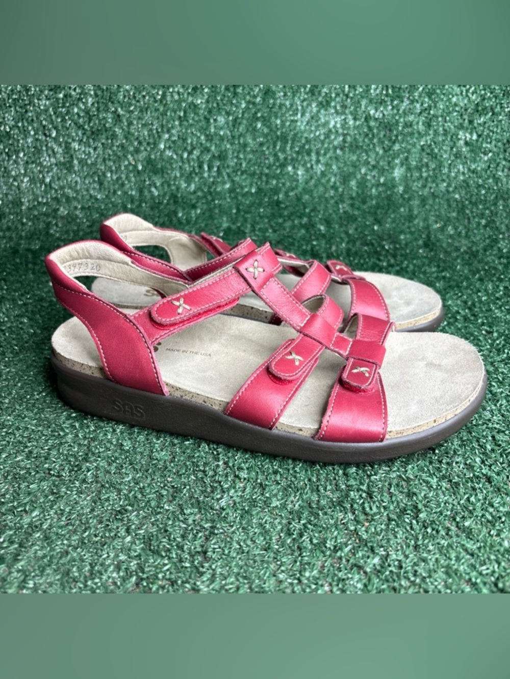 SAS Sorrento Womens 6.5 WIDE Adjustable Comfort Sandals Red Leather Made In USA